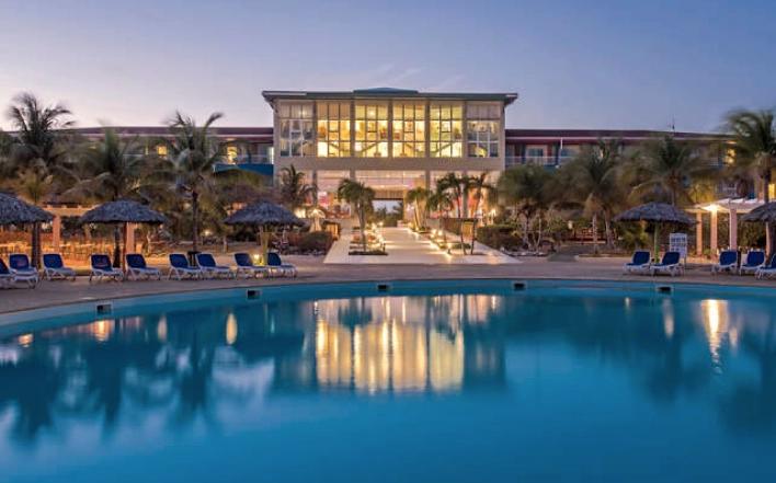 Paquetes Solos y Solas a Caribe y Brasil Verano 2026